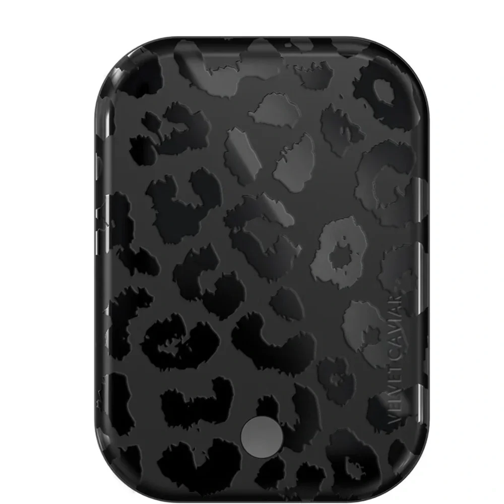 Velvet Caviar Case & MagSafe battery iPhone 12 Pro
